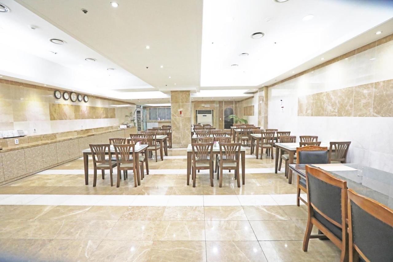 Incheon Airport Hotel June Exterior photo