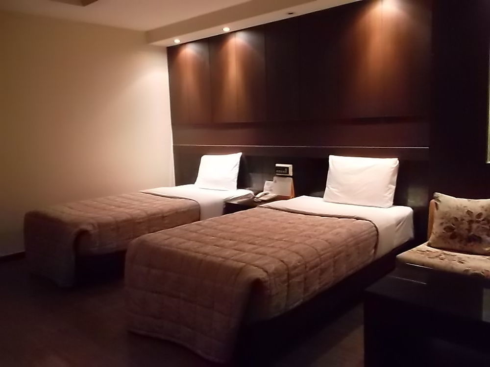 Incheon Airport Hotel June Exterior photo