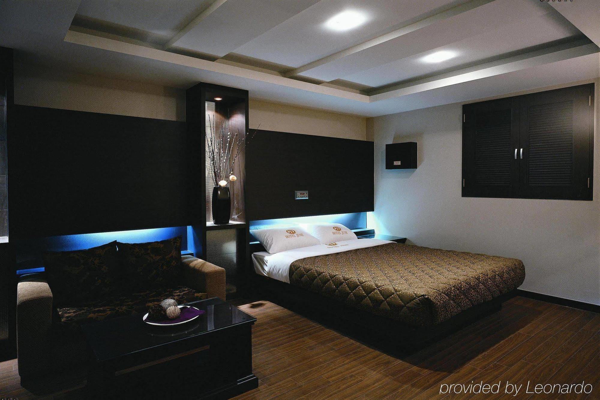 Incheon Airport Hotel June Room photo