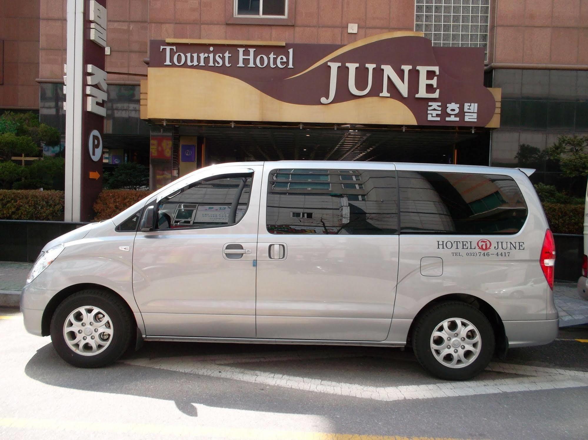 Incheon Airport Hotel June Exterior photo